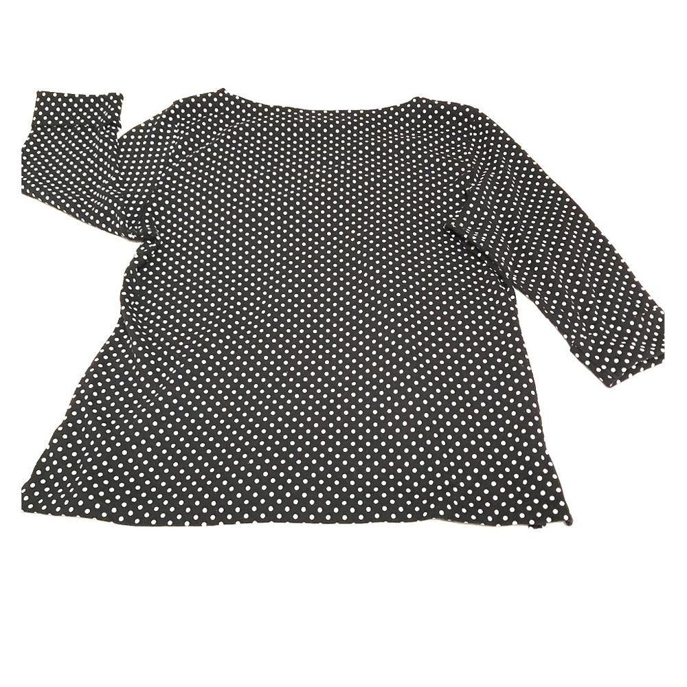 Super cute polka dot blouse
